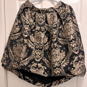 GOLDEN BOUQUET JACQUARD HIGH-LOW SKIRT by Gianni Bini